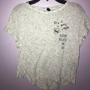 “Aliens believe in us”crop top